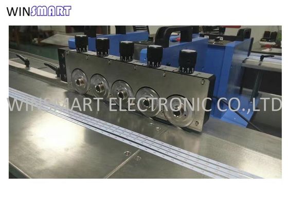 Un buen precio. Equipo de aluminio del PWB Depaneling del cortador LED del tablero del PWB de la cuchilla de Mulit en línea