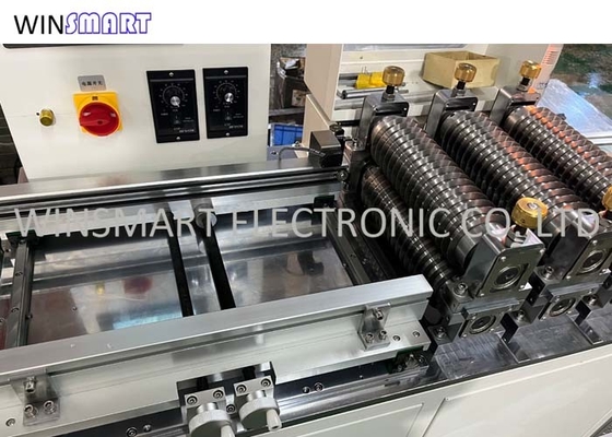 Máquina automática del separador del PWB del tubo de T5 T8 para el corte de la tira del LED